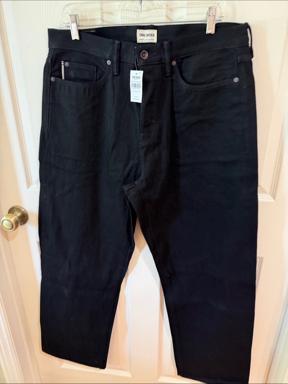 Todd Snyder Black Relaxed Rigid Pleated Jeans Sz 33/32.  New/Spots.  Box55